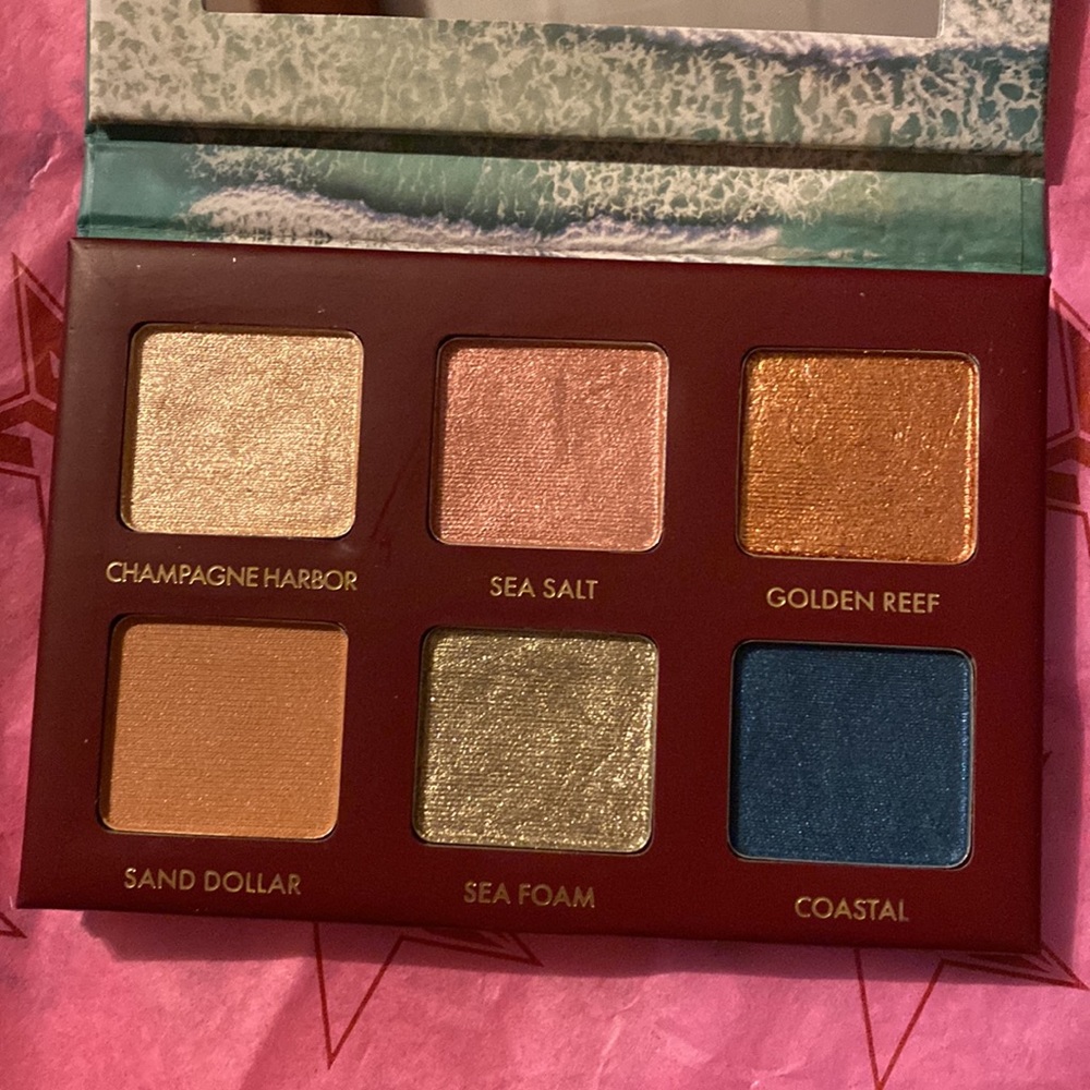 Wanderess Seascape palette